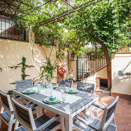 Santa Reparata Apartment With Patio And Terrace Florencja Zewnętrze zdjęcie